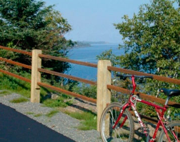 Bike Past the Beautiful North Shore Scenery